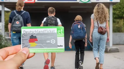 Как оформить проездной для школьников в Германии